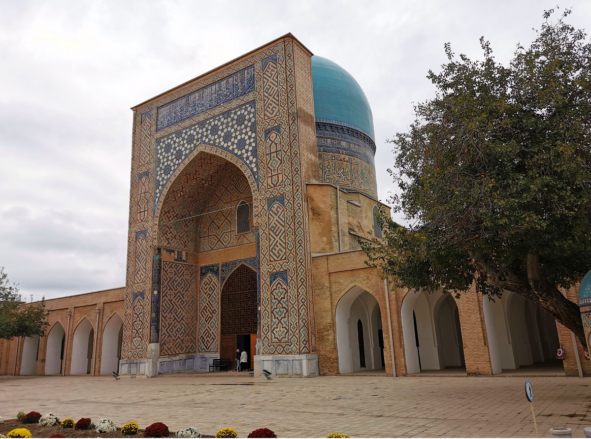 Meczet Kok- Gumbaz.jpg