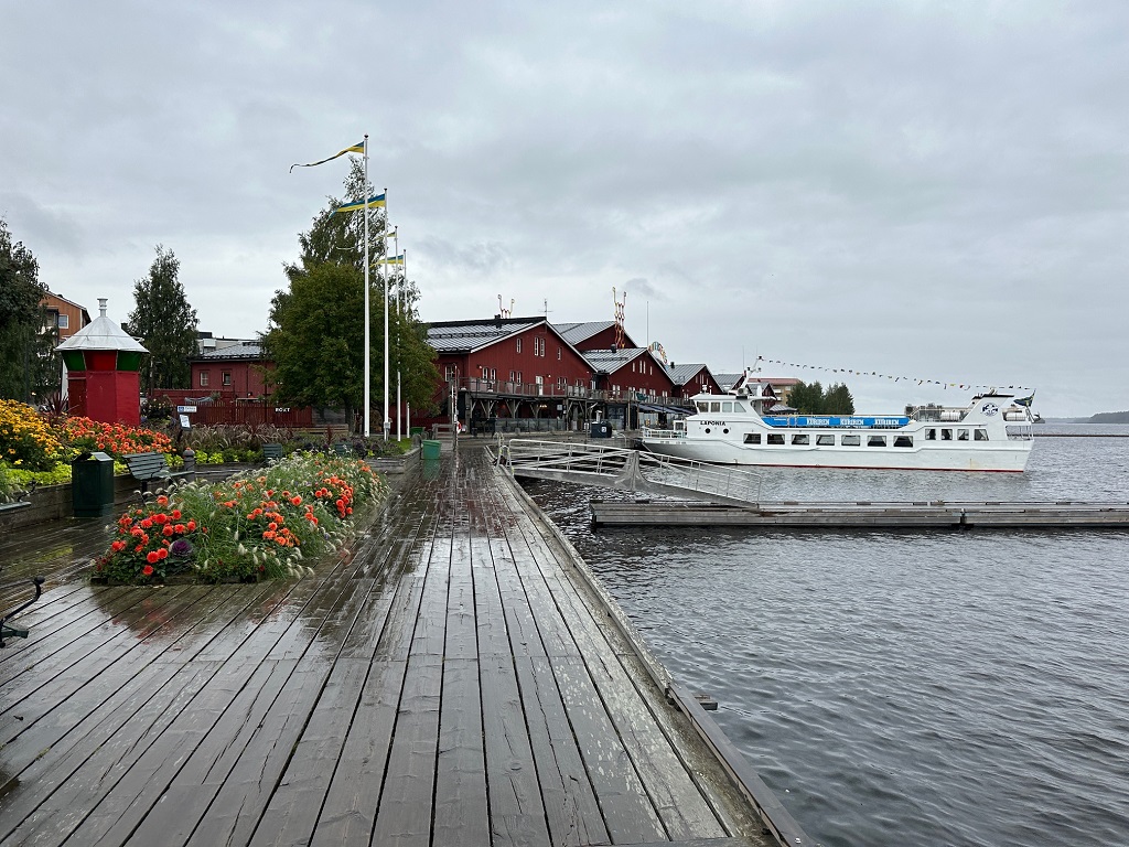 LLA016.jpg