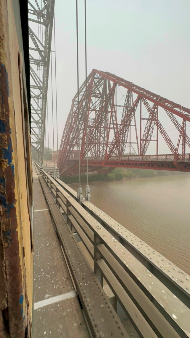 2_Lansdowne Bridge.JPEG