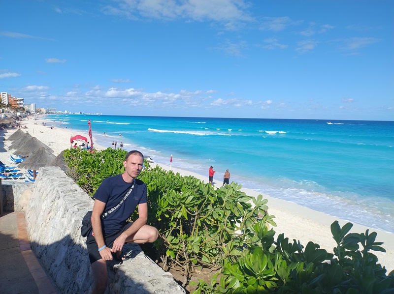 2-Cancun.jpg