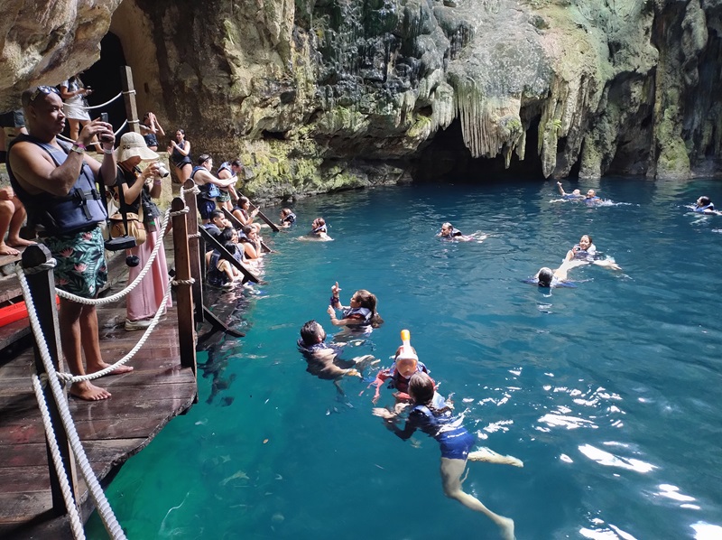 2-Cenote_Tsukan.jpg