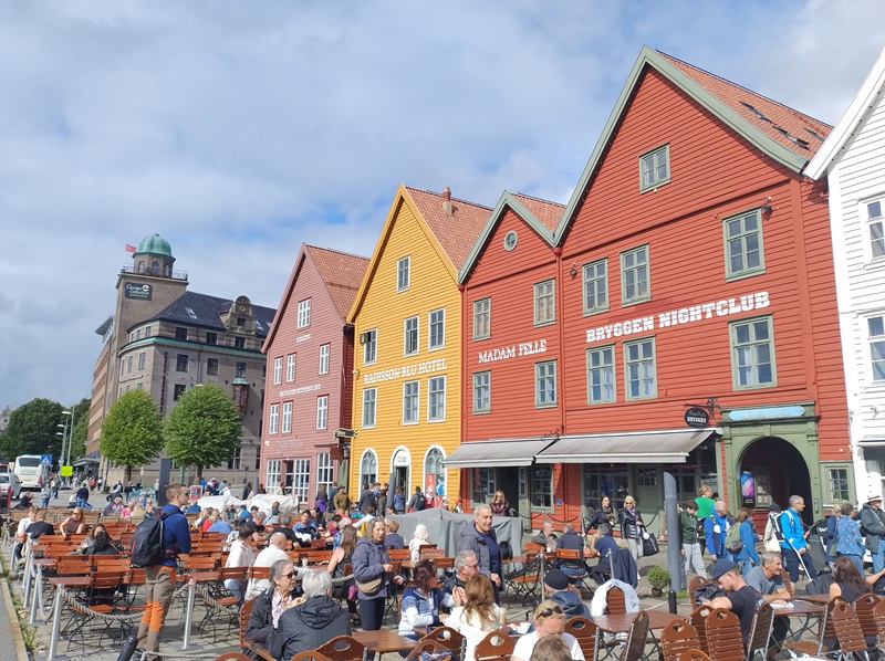 8-Bergen2.jpg