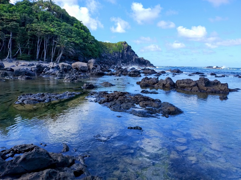15-St.Vincent_Owia_Salt_Pond.jpg