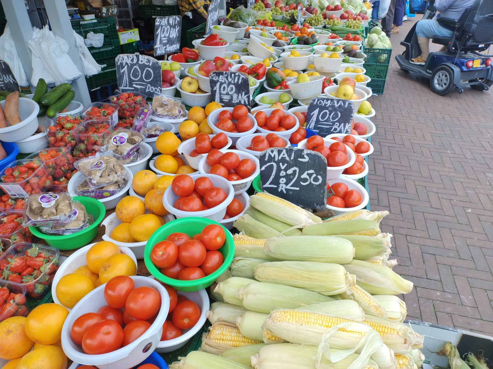 market w Hadze.jpg