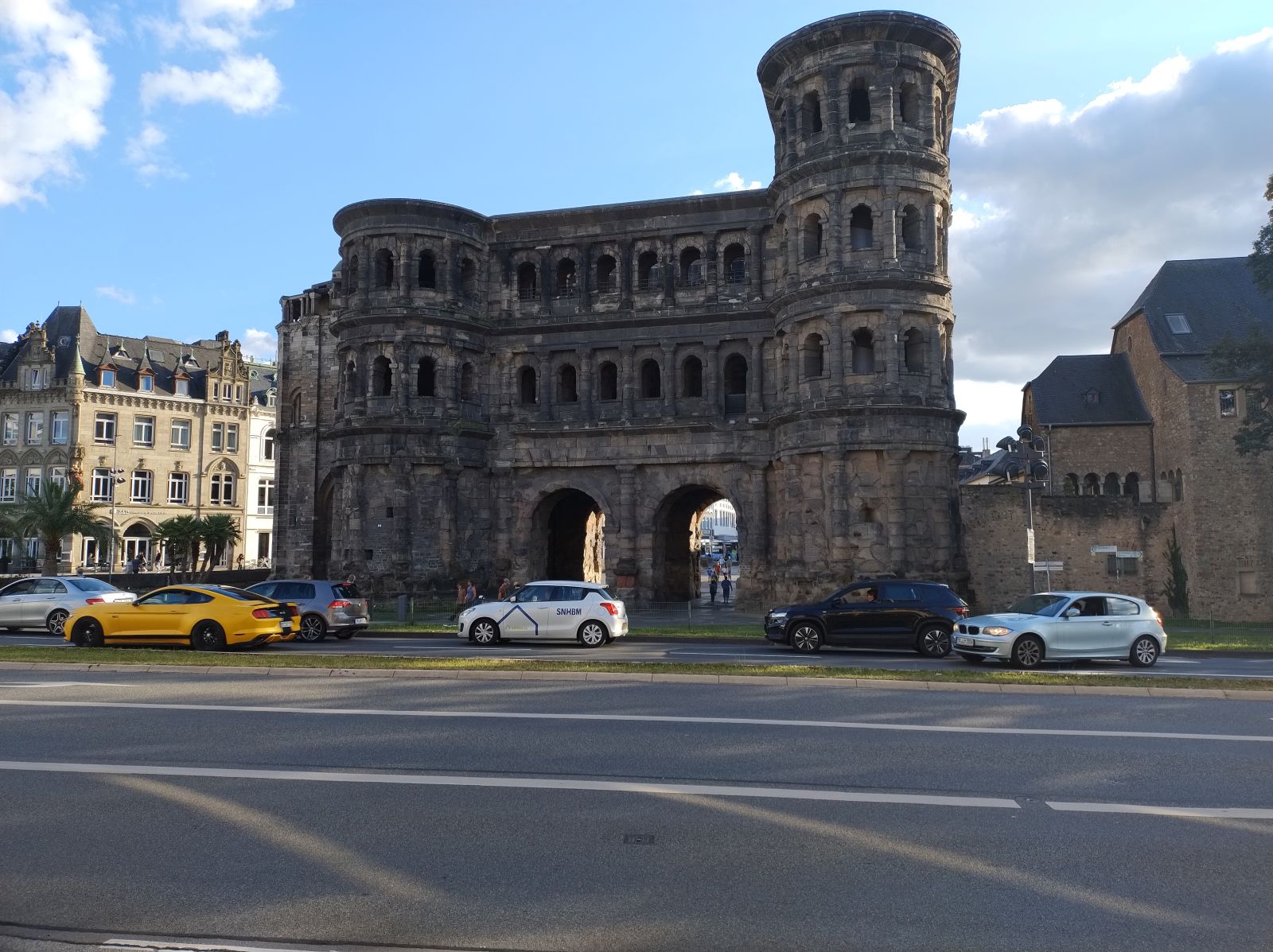 Porta Nigra Trevir.jpg