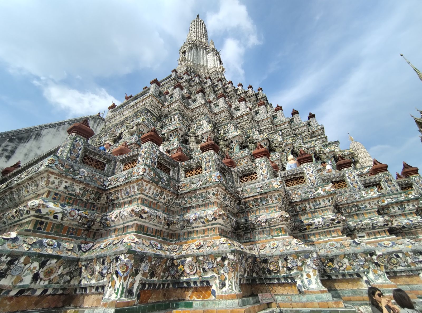 Bangkok Wat Arun.jpg