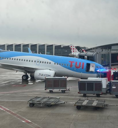 B737.JPG
