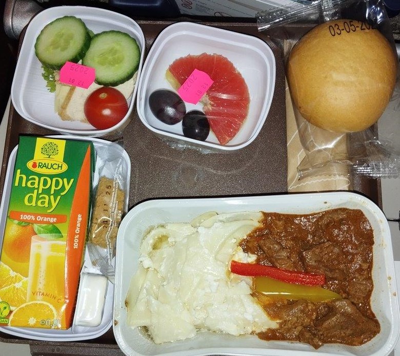 BUD-PVG kolacja.jpg