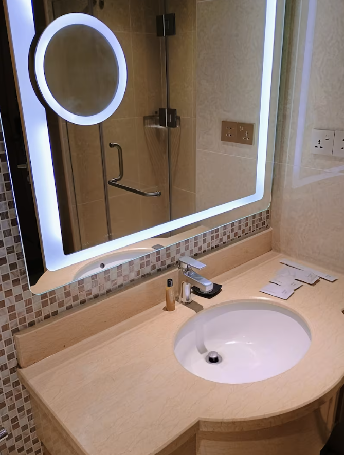 Addis_hotel_1.png