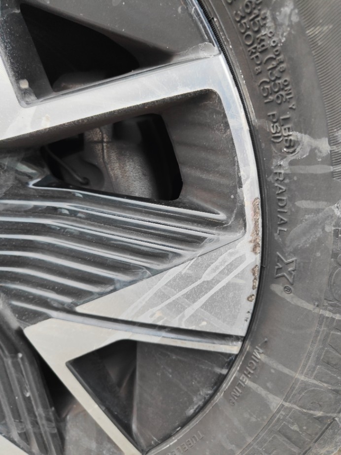 IR24187727 Damage 17- 1.jpg