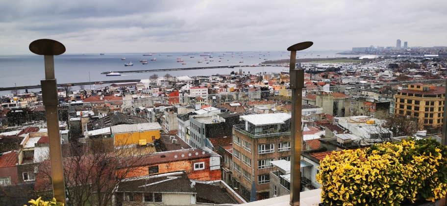Radisson Istanbul - WIDOK Z RESTAURACJI.jpg