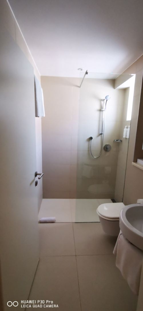 Park Plaza Verudela - ŁAZIENKA.jpg