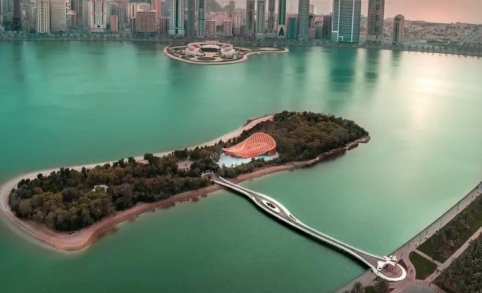 shj_al_noor_island.jpg