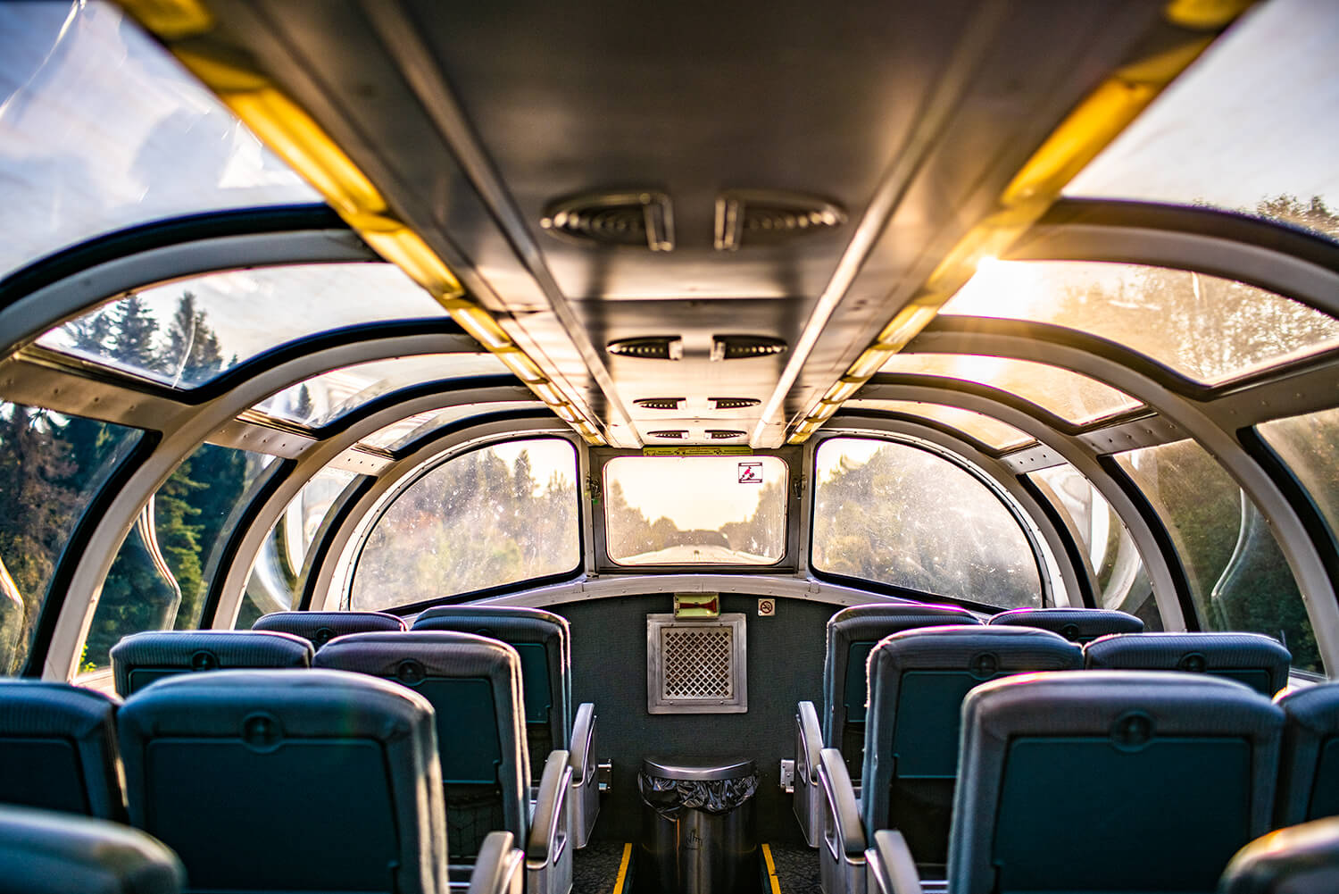 ViaRail_Train_Winnipeg_Churchill_Manitoba_Canada_Featured.jpg