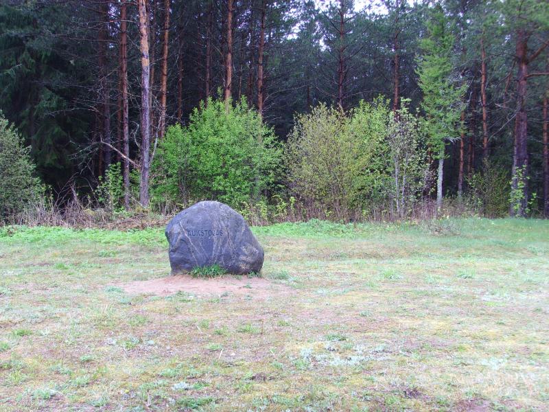 Aukstojas.jpg