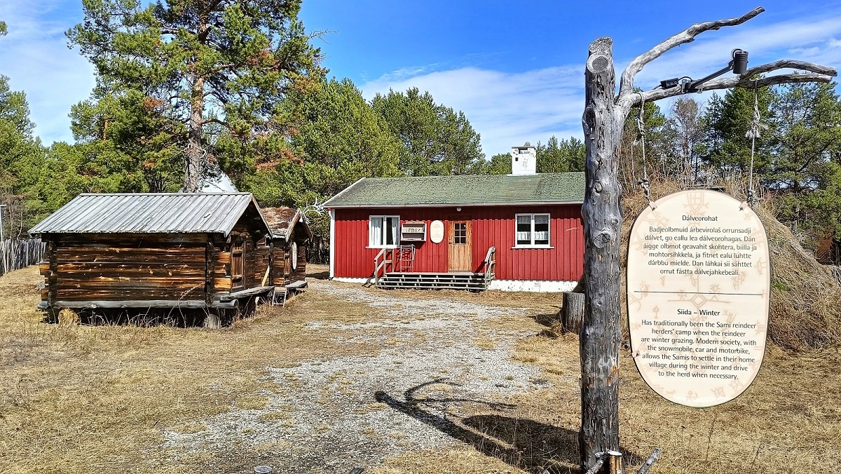 103.jpg