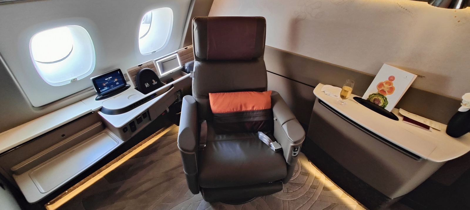 16SQ2D.jpg