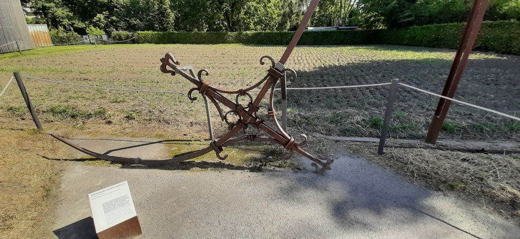 VK_Kreuz.jpg