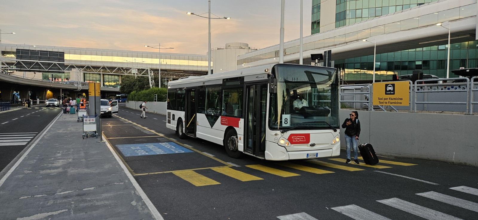 Fiumicono Bus Stop 2.jpg