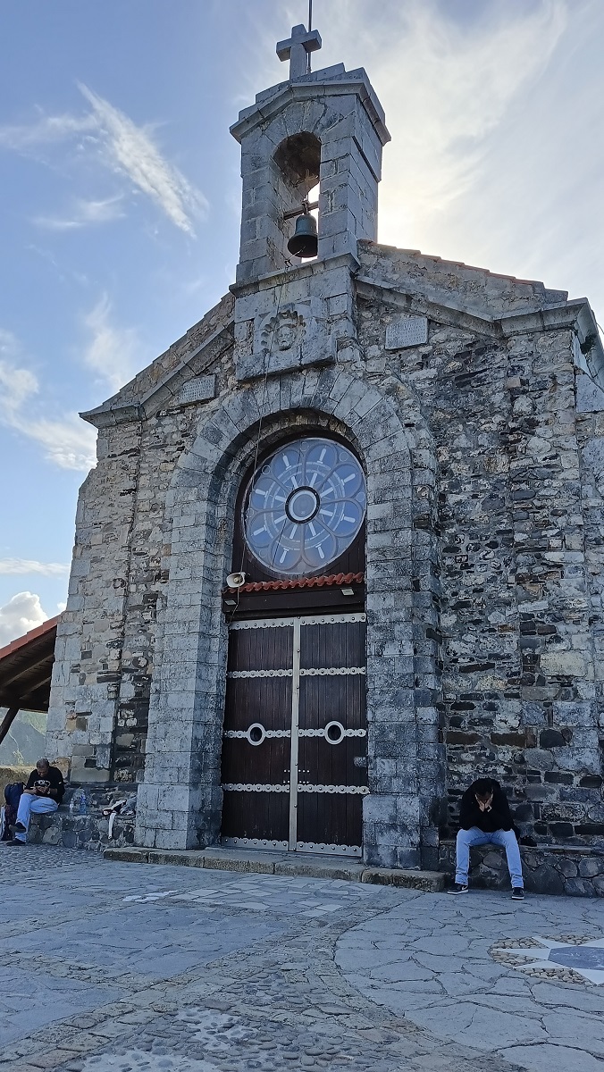 103.jpg