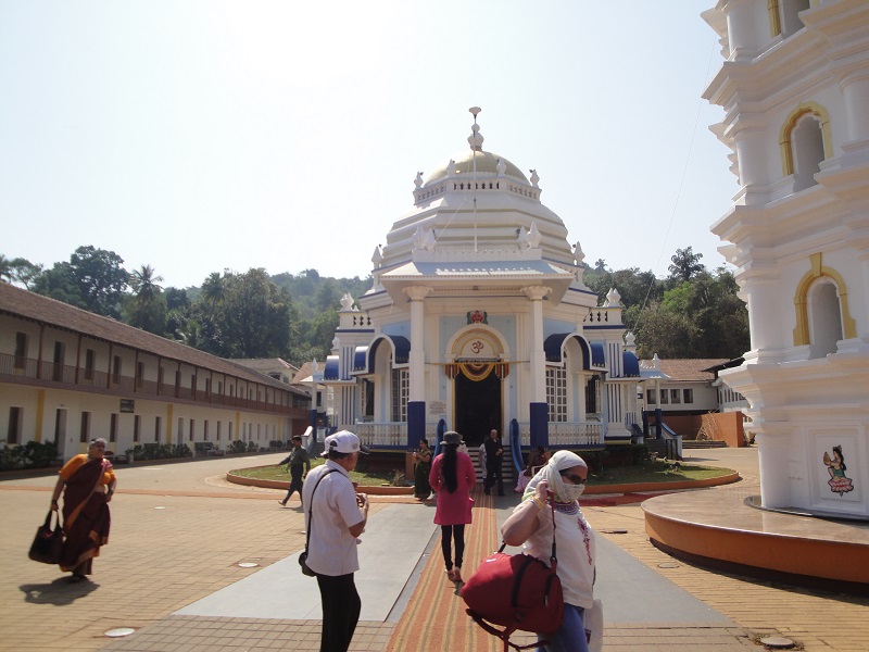 07_Sri_Manges.JPG