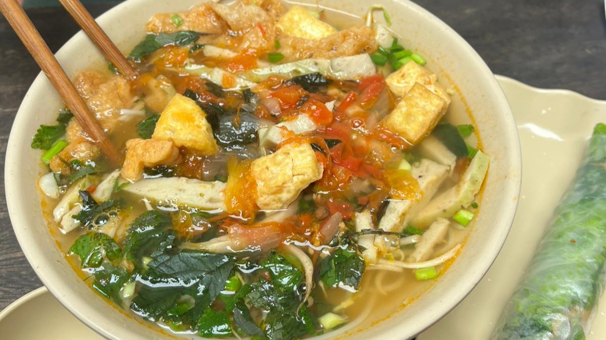 bun rieu vege1.jpg