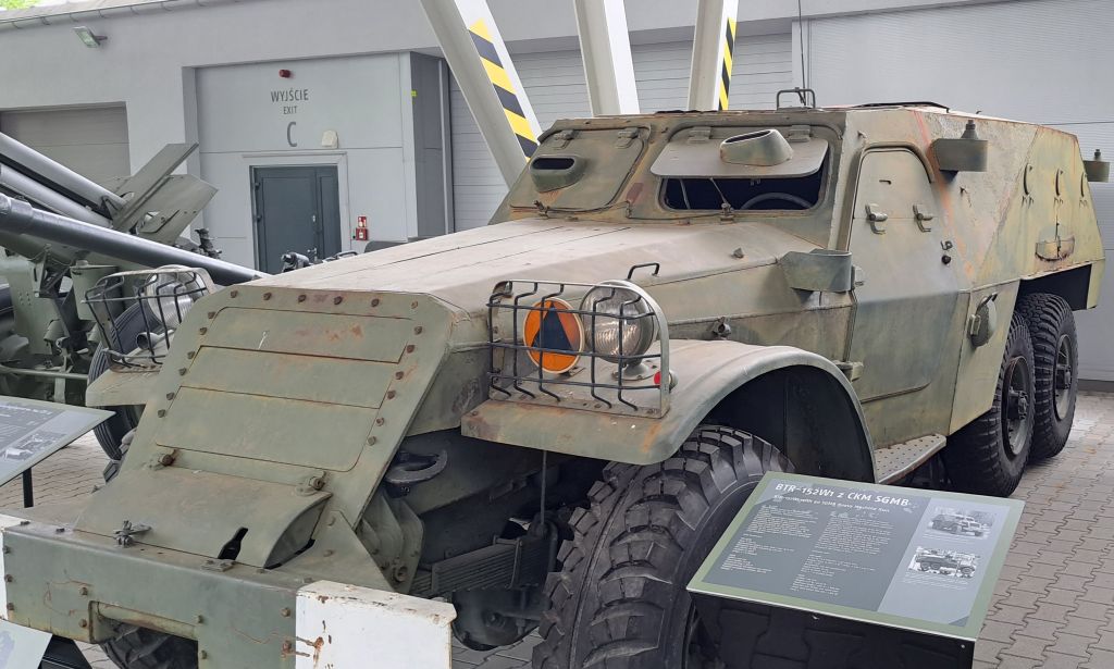 BTR-152.jpg