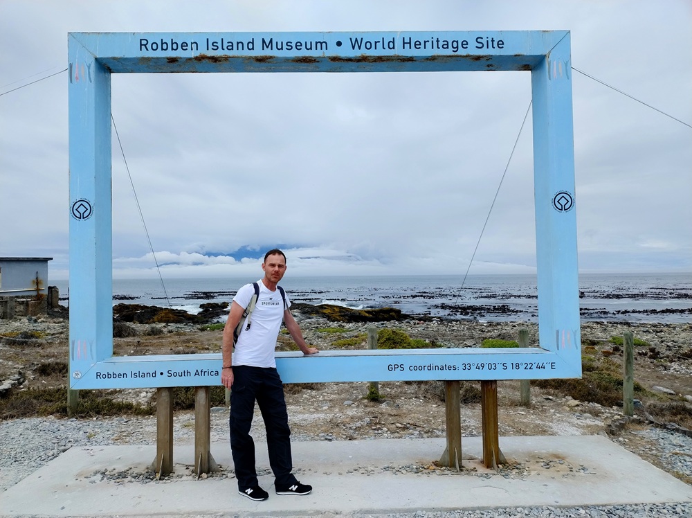 2-Robben_Island.jpg