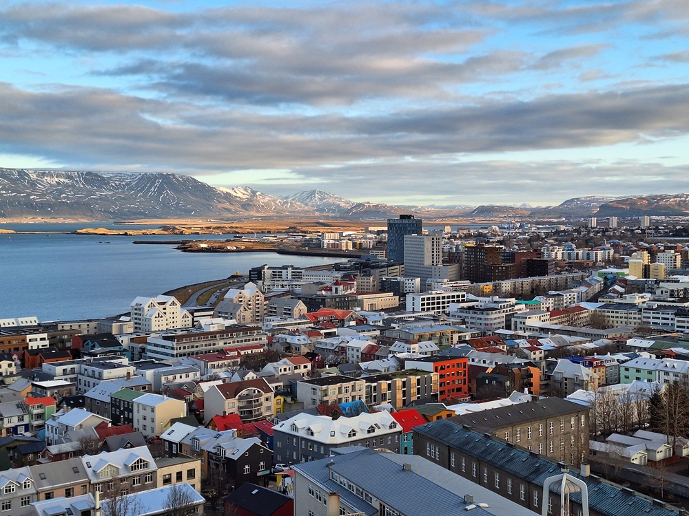 14-Reykjavik_katedra_widok.jpg