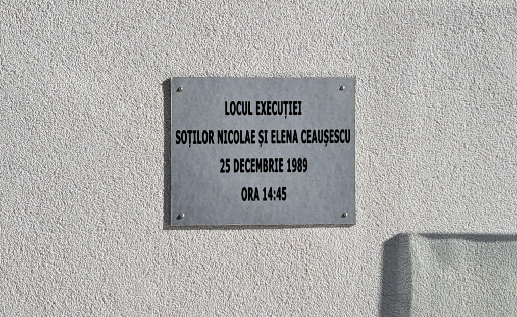 B19.jpg
