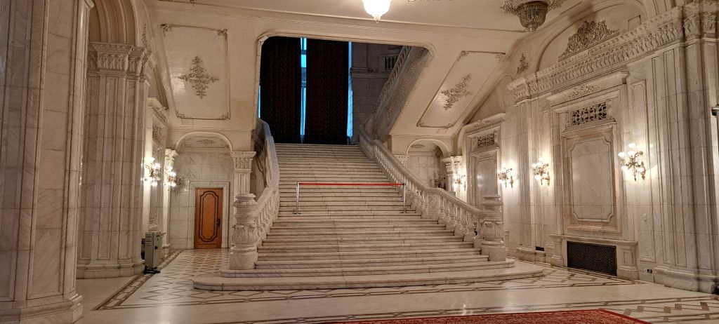 B37.jpg