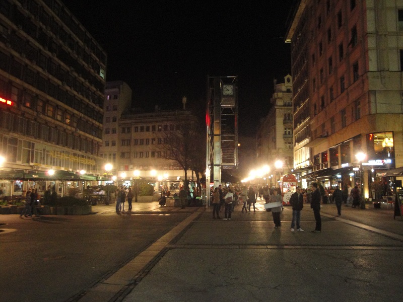 05_Trg_Republike.JPG