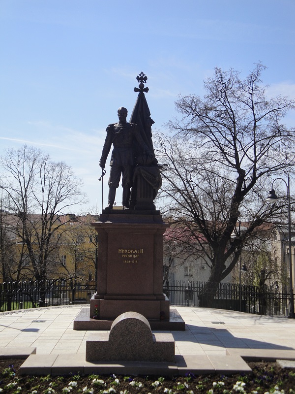 17_Pomnik_Cara_Mikołaja_II.JPG