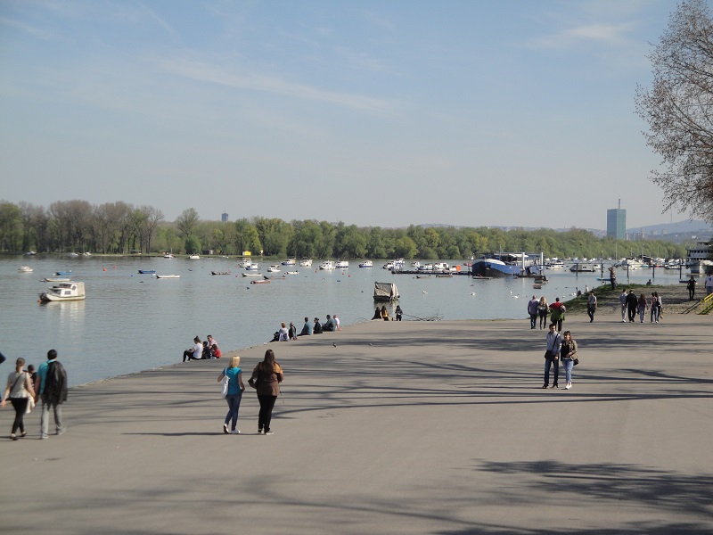 20_Zemun_Promenada.JPG