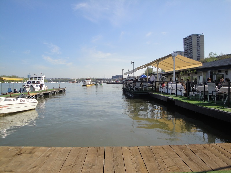 23_Zemun_Promenada_New_Marinero.JPG