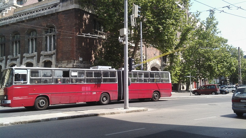 22 ikarus_trolejbus.jpg