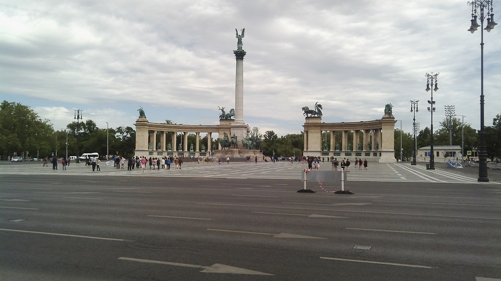 31 Plac bohaterów_1.jpg