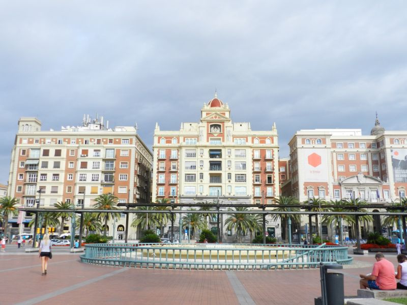 3 Plaza de la Marina DSCN2636.jpg