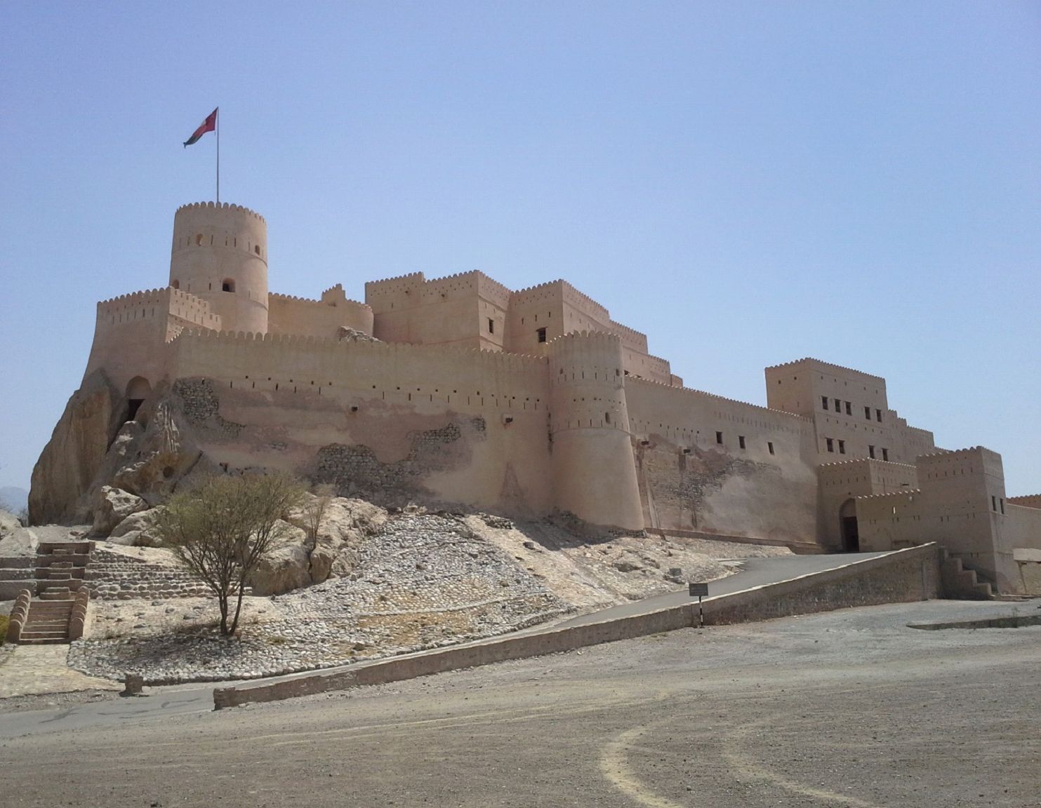fort nakhl.jpg