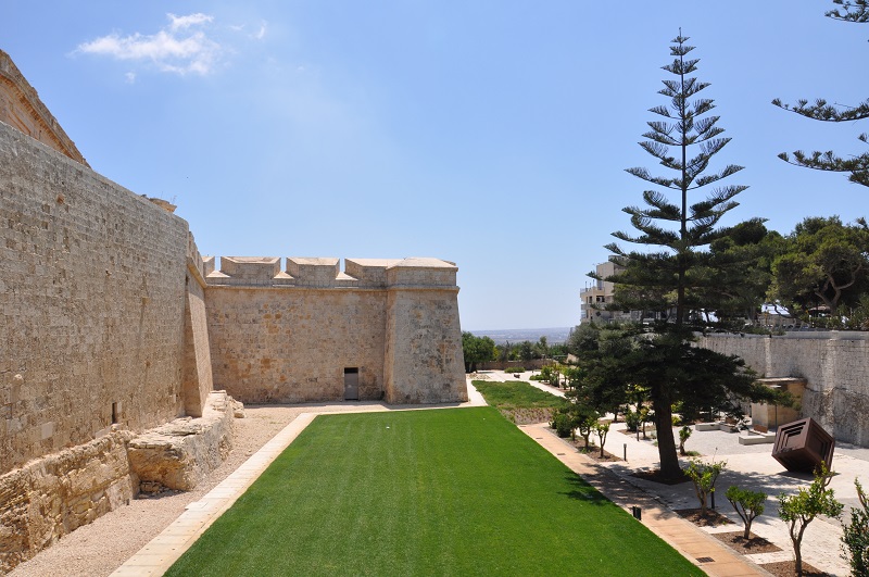 09_Mdina_mury.JPG