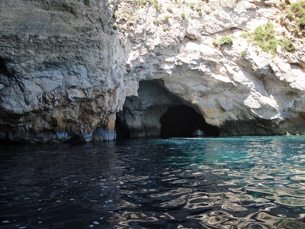 19_Blue_Grotto_01.JPG