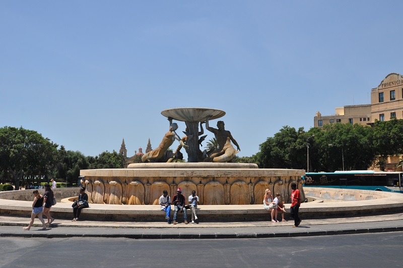 44_Valetta_Fontanna_Tritona.JPG