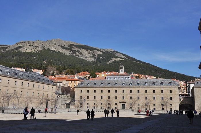046 08.03 Escorial.JPG