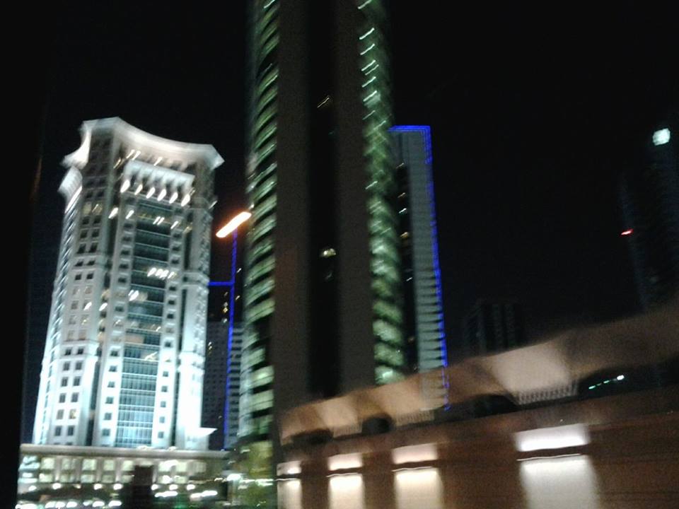 12273105_10208760327992557_829380027_n.jpg