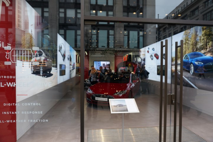 DSC04009 (Small).JPG