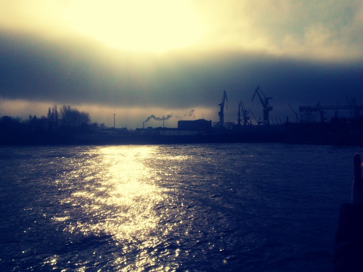 Lomogram_2016-02-14_07-12-25-PM.jpg