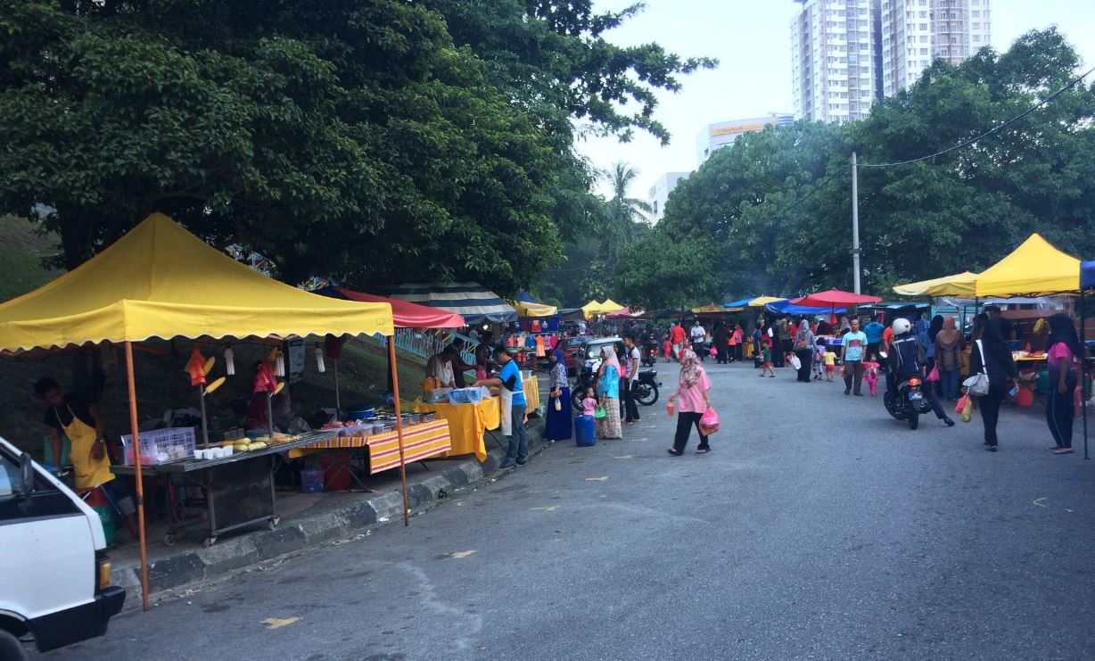 pasar1.JPG