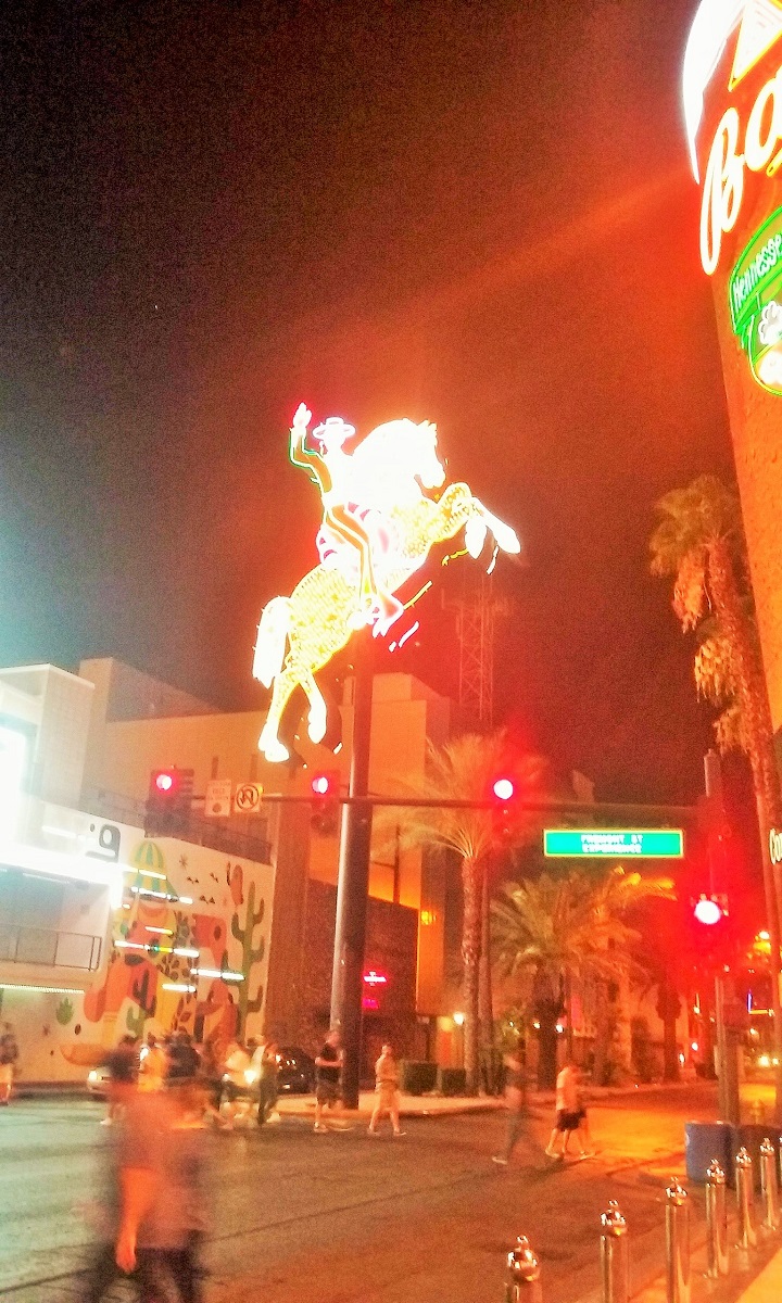 vegas kon.jpg
