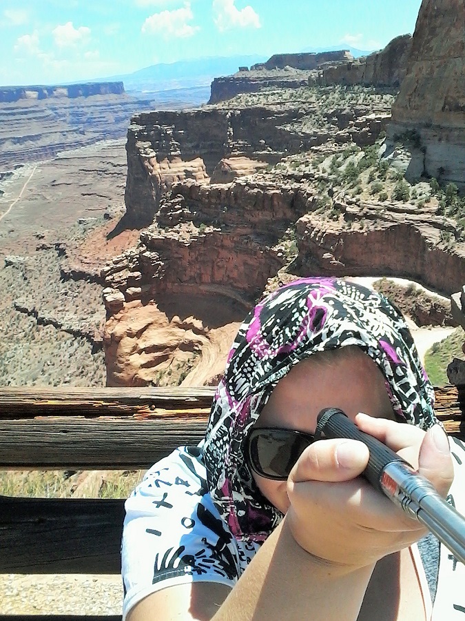 canyonlands selfie.jpg