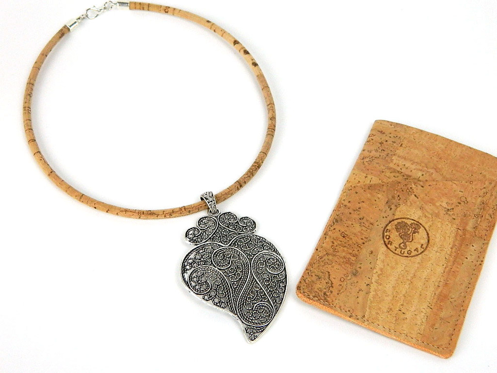 -font-b-Portugal-b-font-Cork-necklace-font-b-Portugal-b-font-Religion-Heart-of.jpg